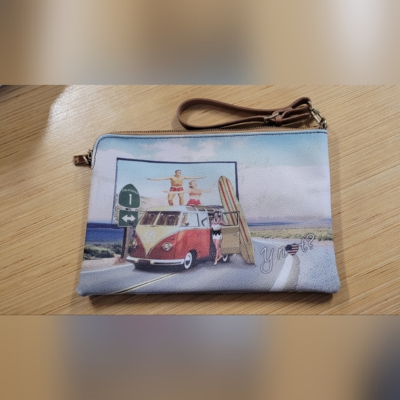 YNOT POUCH /CLUTCH - Picture 1 of 4